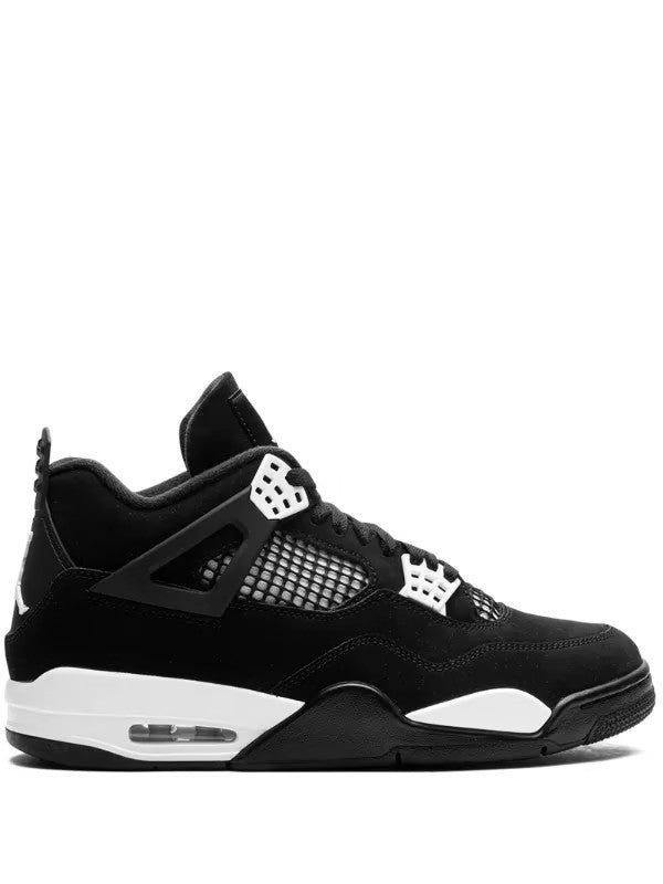 Air 4 “White Thunder”